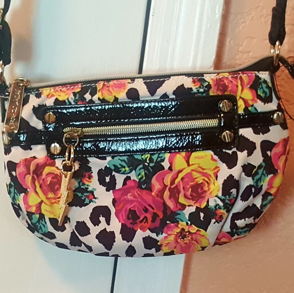 Small cross body purse